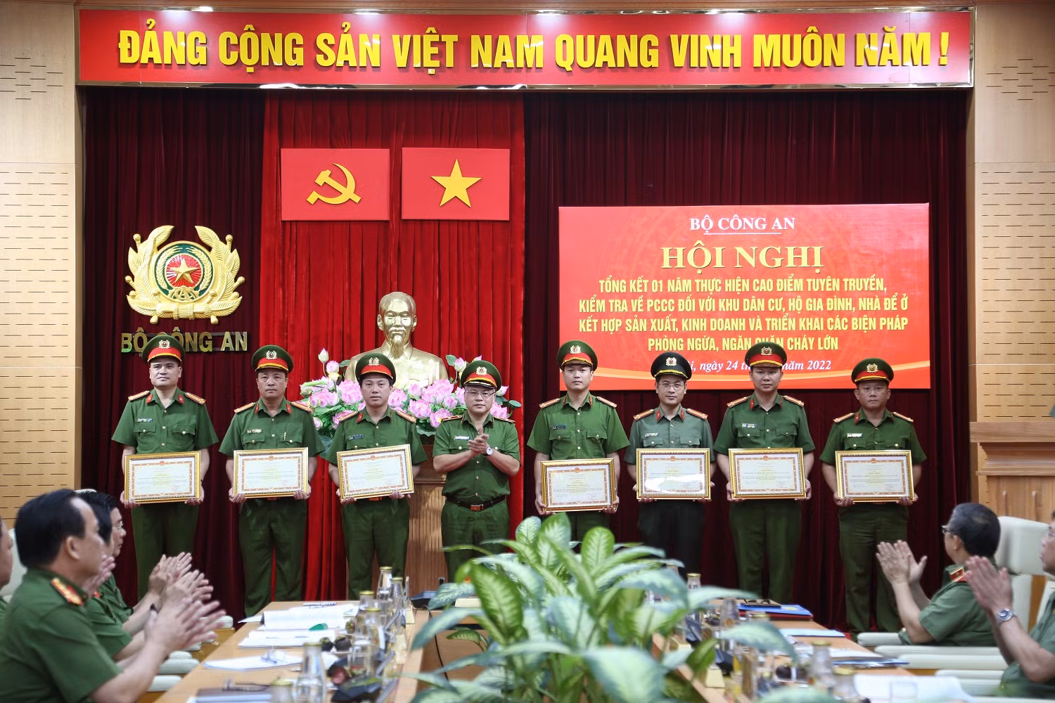 Nhiều giải pháp, biện pháp để phòng ngừa, ngăn chặn cháy lớn -0