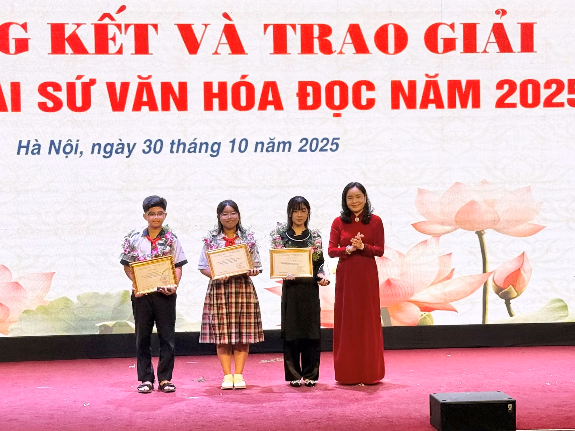 6 tập thể, cá nhân trong CAND đoạt giải Cuộc thi Đại sứ Văn hoá đọc toàn quốc 2025 -0