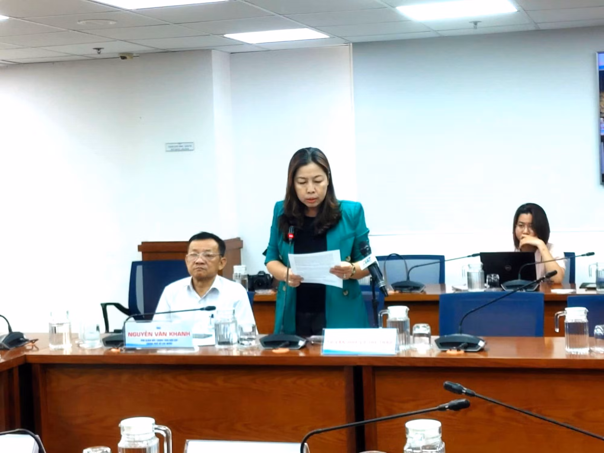 Thông tin việc không mời nghệ sĩ 