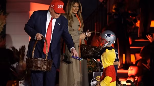Tổng thống Trump tổ chức lễ Halloween tại Nhà Trắng