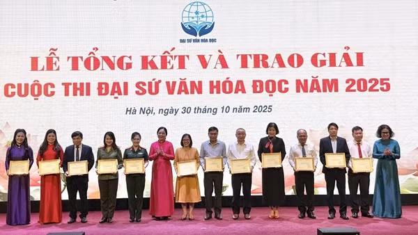 2 tập thể và 4 cá nhân trong CAND đoạt giải Cuộc thi Đại sứ Văn hóa đọc toàn quốc 2025