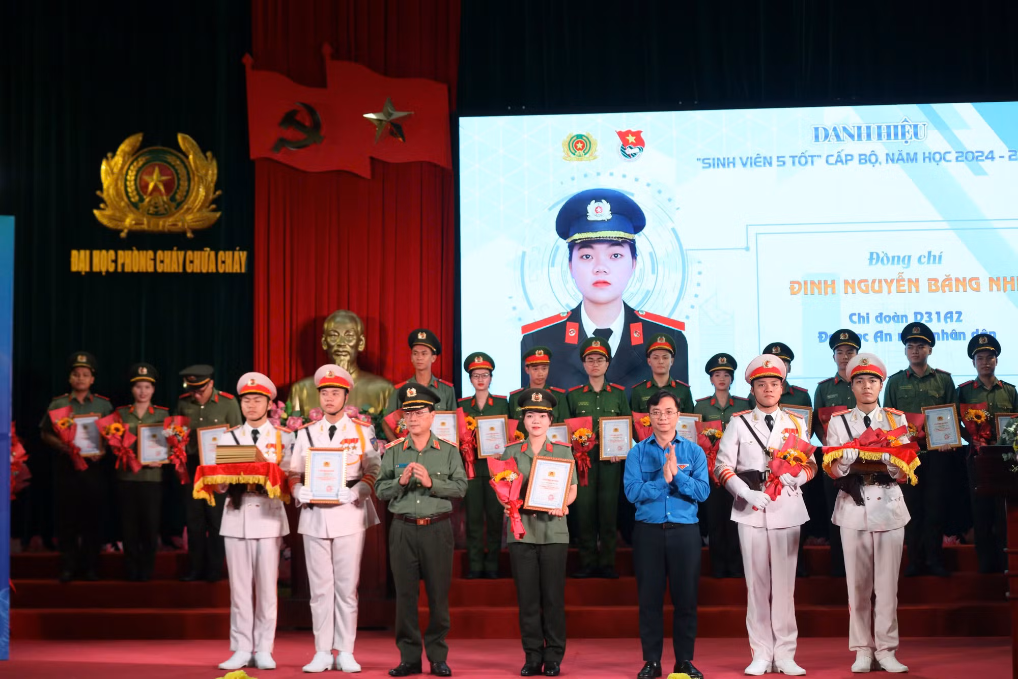 Thượng tá Đồng Đức Vũ được chỉ định giữ chức Trưởng ban Thanh niên CAND khóa XXII -0