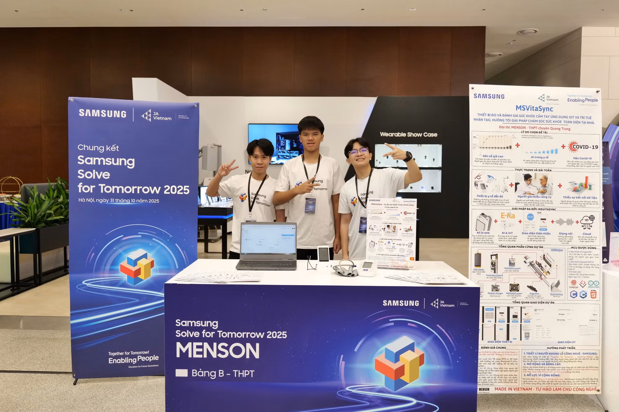 Trường THCS&THPT Nguyễn Tất Thành giành ngôi quán quân Cuộc thi Samsung Solve for Tomorrow 2025 -0