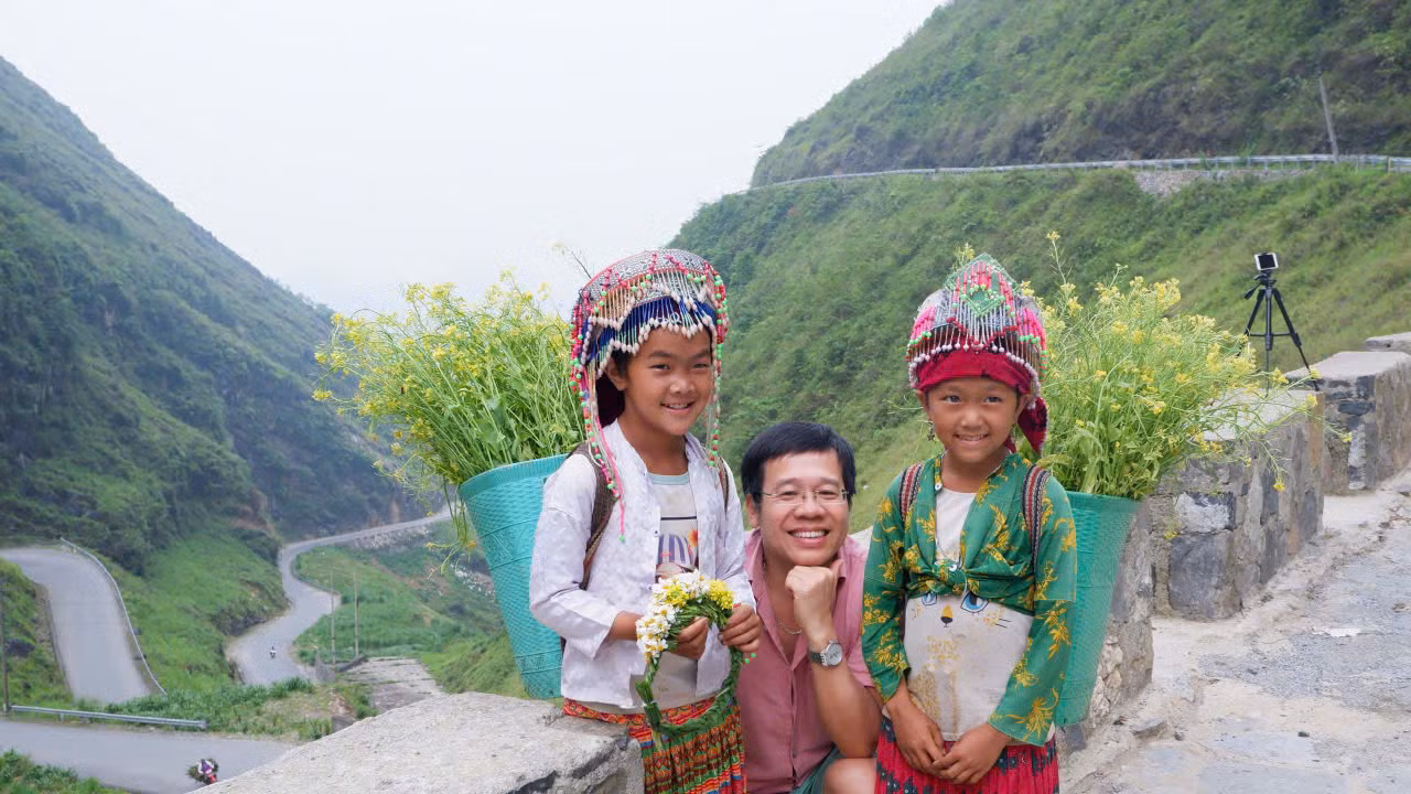 trang 22_db_ Nhà báo Đỗ Doãn Hoàng: “30 năm cầm bút, tôi vẫn trong bóng đổ của các bậc thầy chữ nghĩa ở An ninh Thế giới” -0