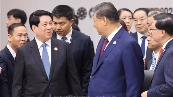 Chủ tịch nước Lương Cường gặp Tổng Bí thư, Chủ tịch Trung Quốc Tập Cận Bình