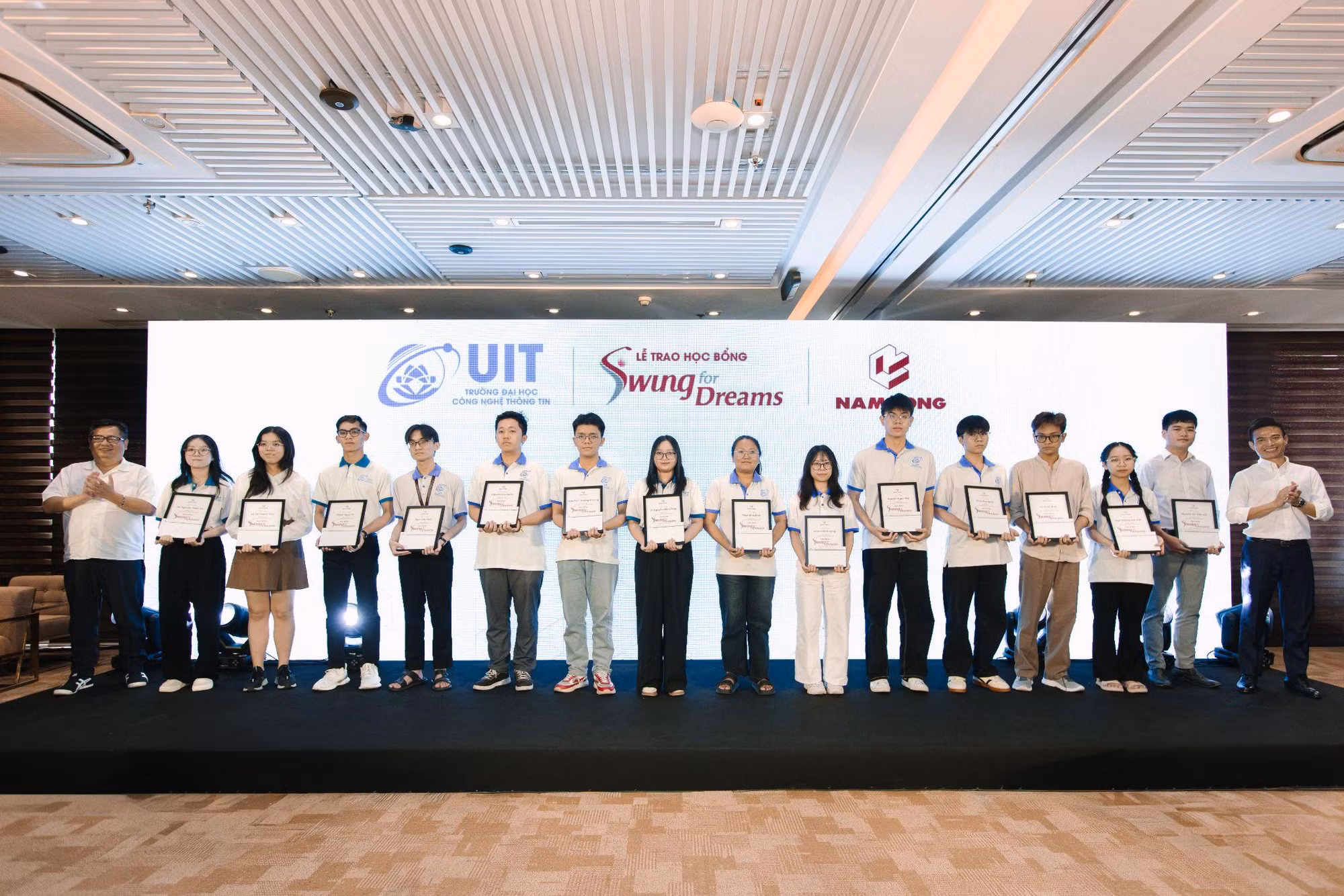 Nam Long trao 84 suất học bổng “Swing For Dreams” 2025, tổng giá trị 840 triệu đồng cho sinh viên -0