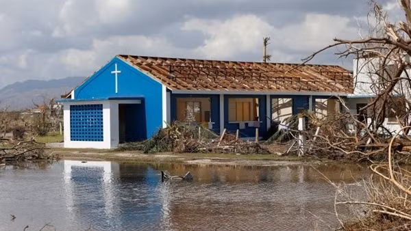 Siêu bão Melissa càn quét Caribe, ít nhất 49 người thiệt mạng