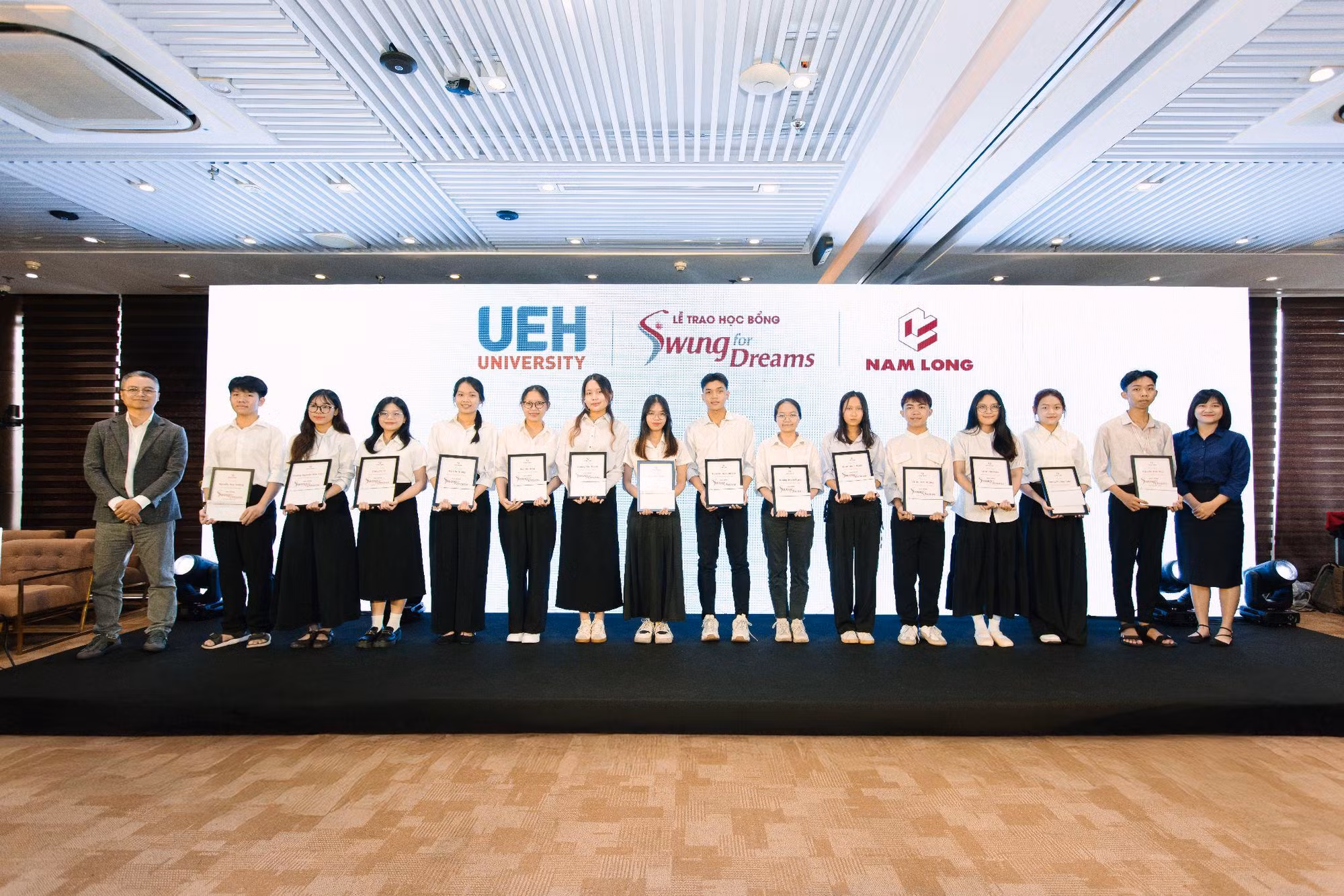 Nam Long trao 84 suất học bổng “Swing For Dreams” 2025, tổng giá trị 840 triệu đồng cho sinh viên -2