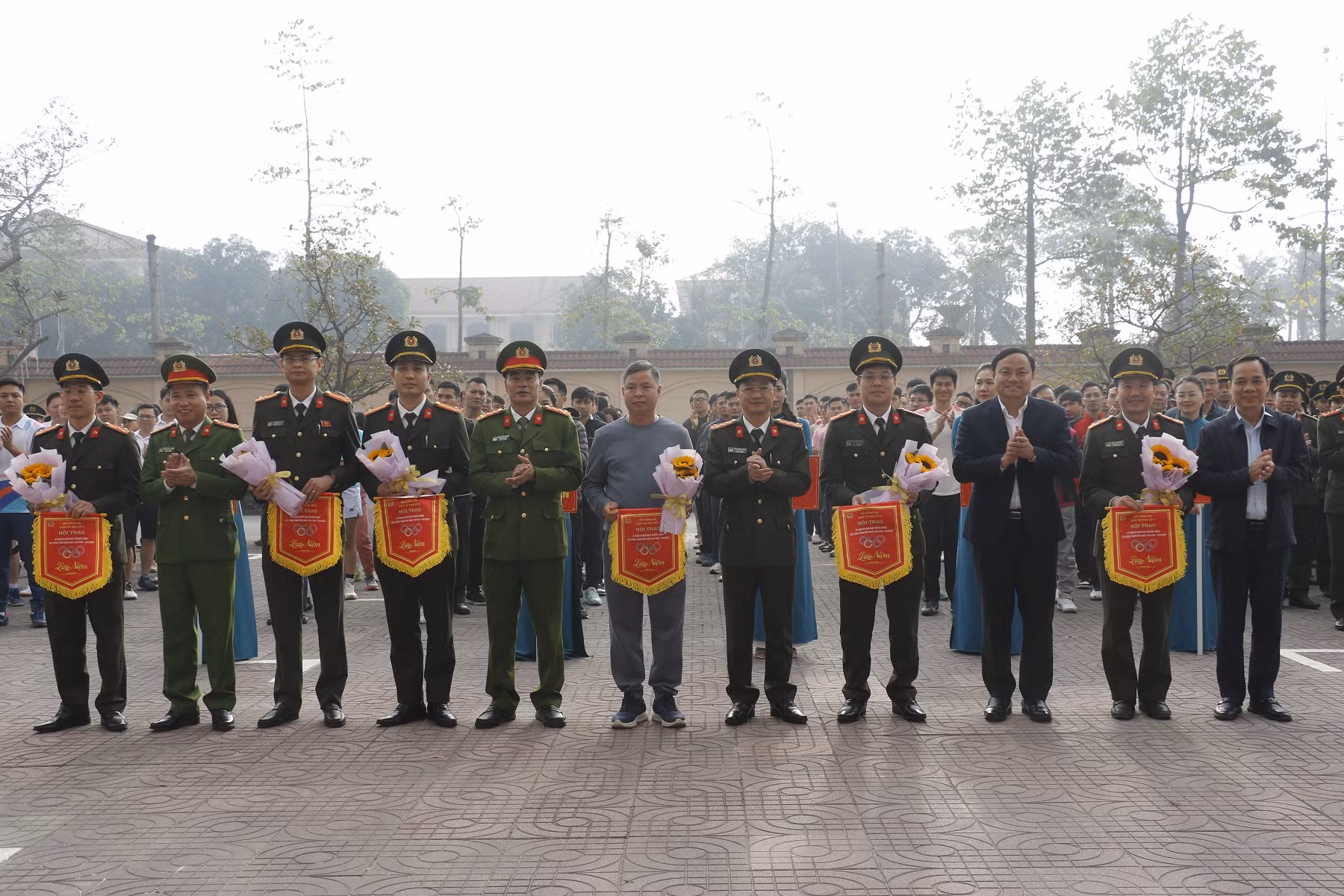 Khai mạc Hội thao kỷ niệm 80 năm Ngày truyền thống lực lượng Tham mưu Công an nhân dân -0