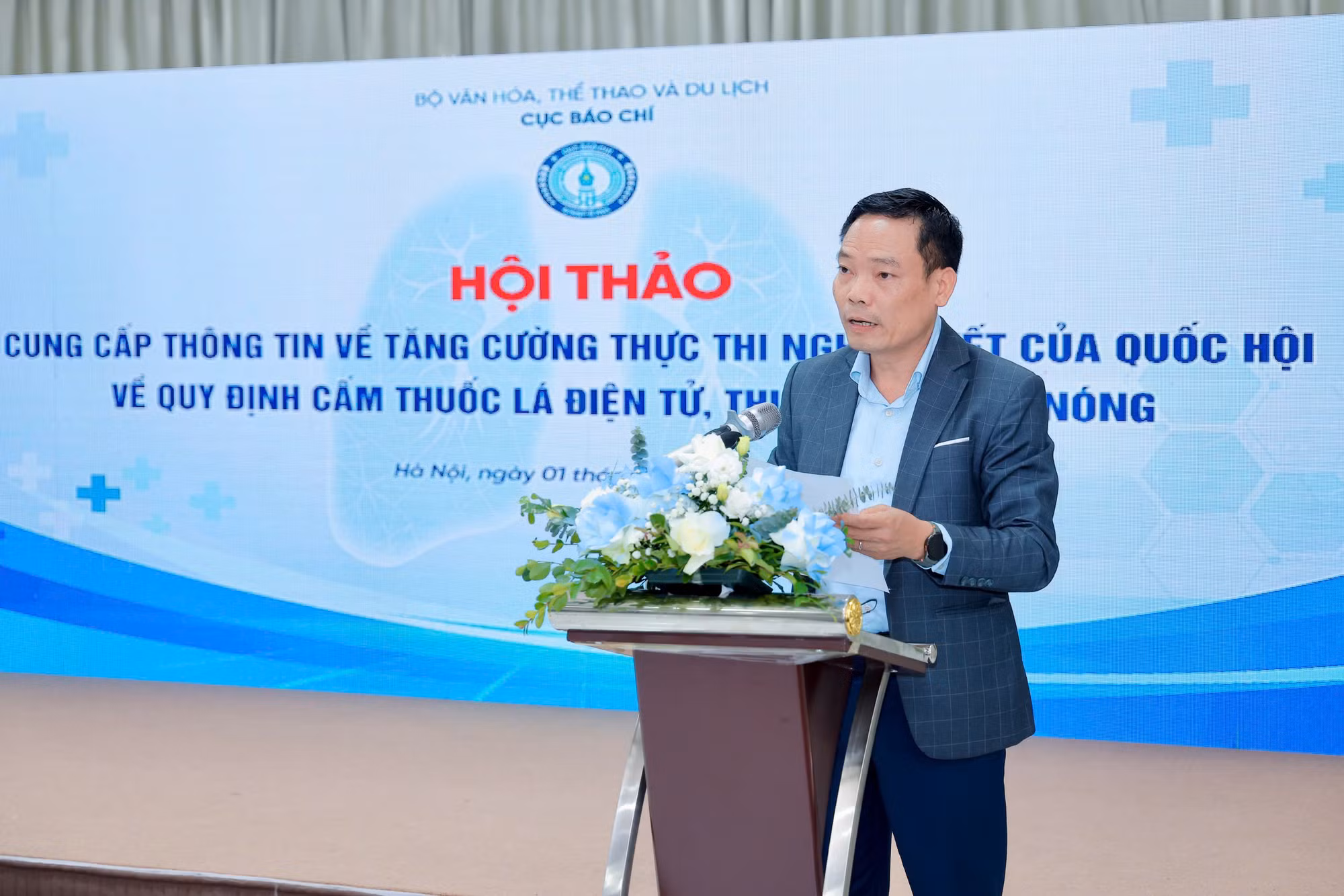 Sử dụng thuốc lá điện tử, bóng cười sẽ rút ngắn tuổi thọ của giới trẻ -0