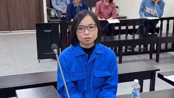 Cựu nhân viên ngân hàng lừa đảo chiếm đoạt tiền tỷ