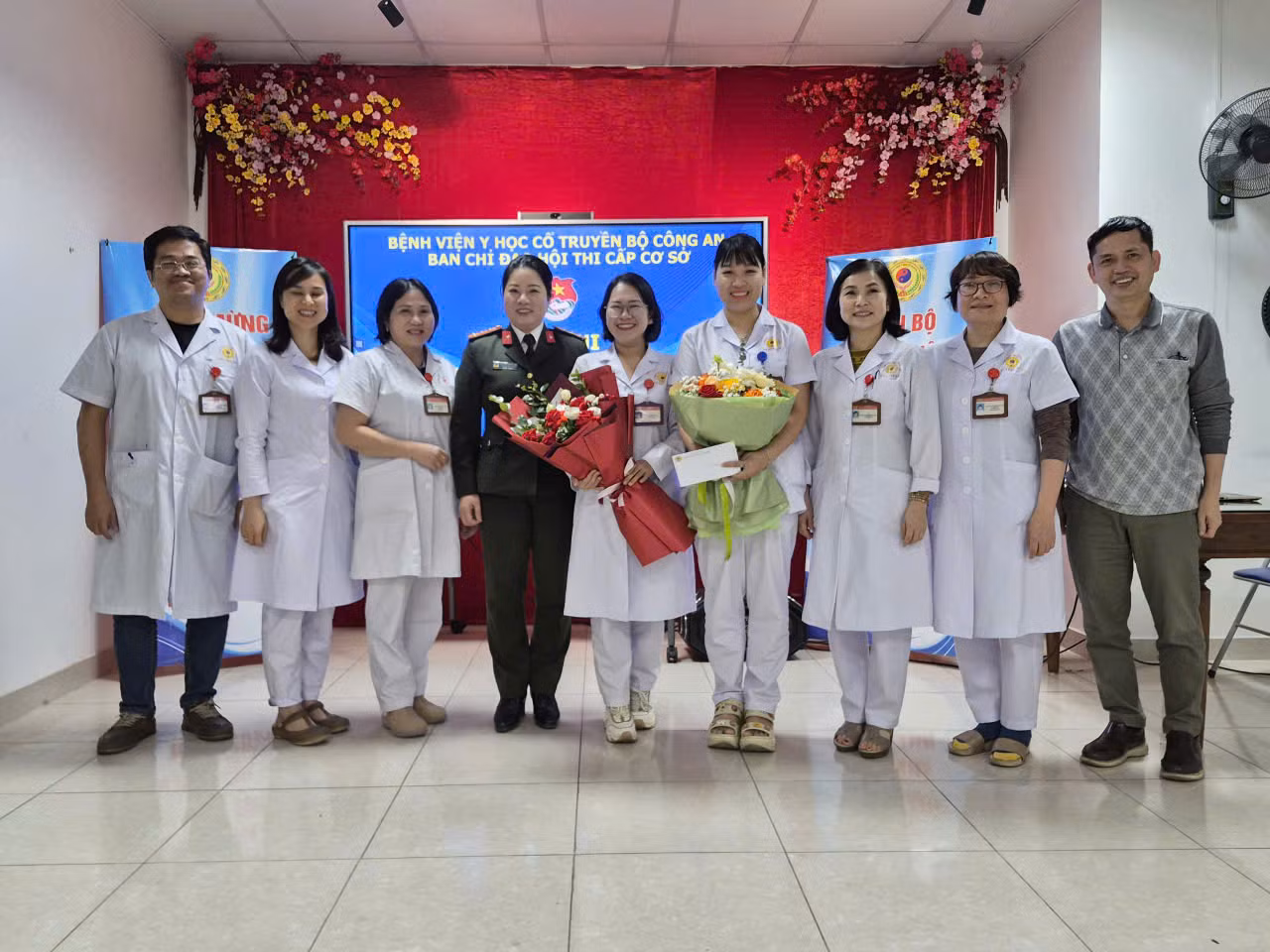 Sôi nổi hội thao Kỹ thuật sáng tạo tuổi trẻ ngành y tế cấp cơ sở Bệnh viện &nbsp;Y học cổ truyền Bộ Công an -0