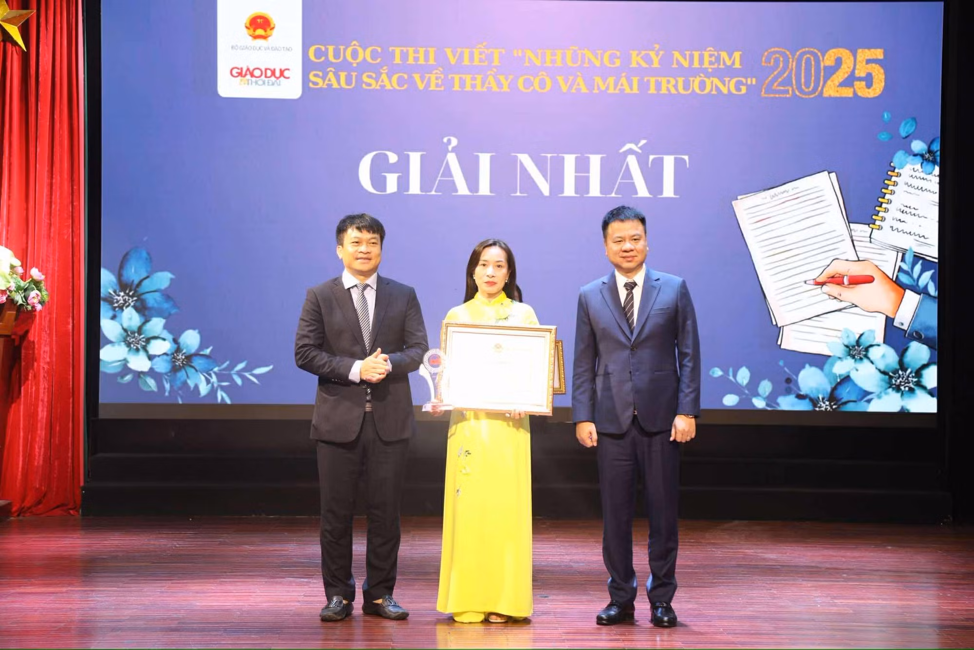 Trao giải cuộc thi 