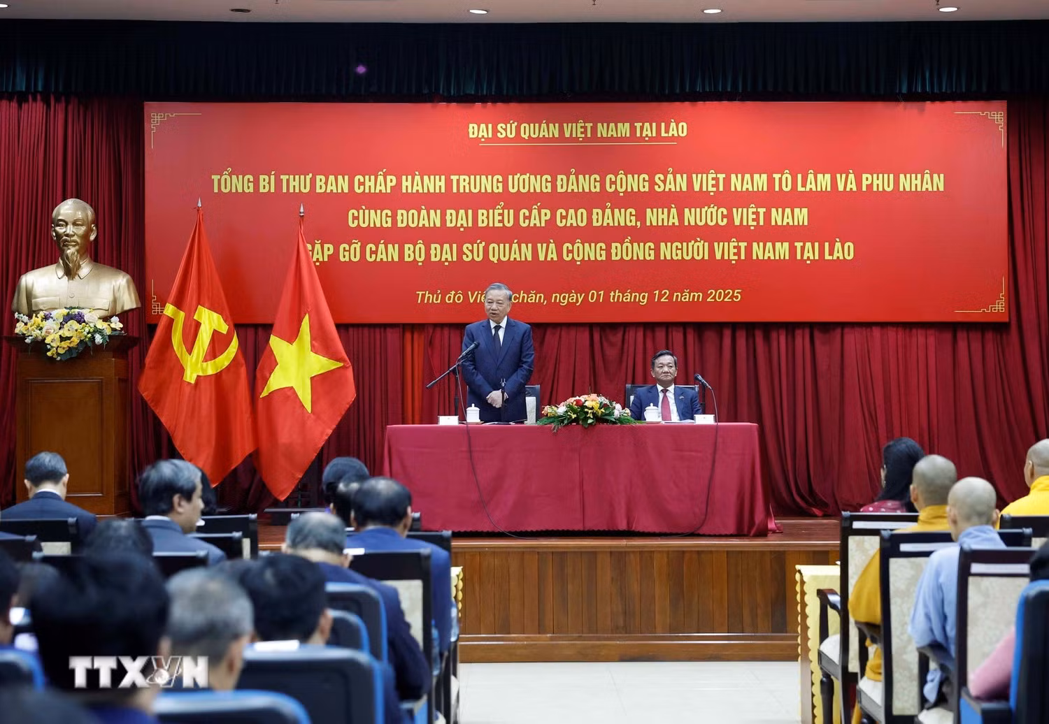 Tổng Bí thư đánh giá cao vai trò cầu nối hữu nghị của cộng đồng người Việt tại Lào -0