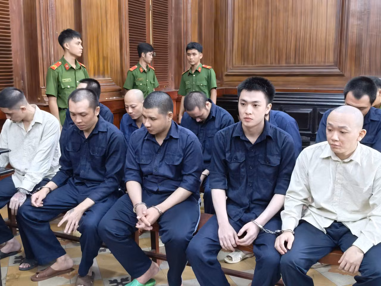 Cho vay lãi nặng, “Nhóm mới nổi” lãnh án -0