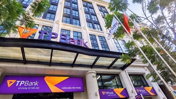 TPBank giảm lãi suất hỗ trợ người dân và doanh nghiệp vùng lũ