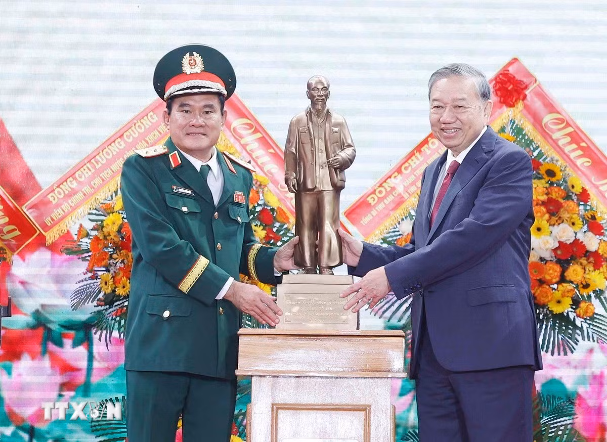 Tổng Bí thư: Xây dựng lực lượng vũ trang Quân khu 9 cách mạng, chính quy, tinh nhuệ, hiện đại -0