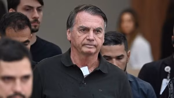 Brazil: Ông Bolsonaro bắt đầu thụ án