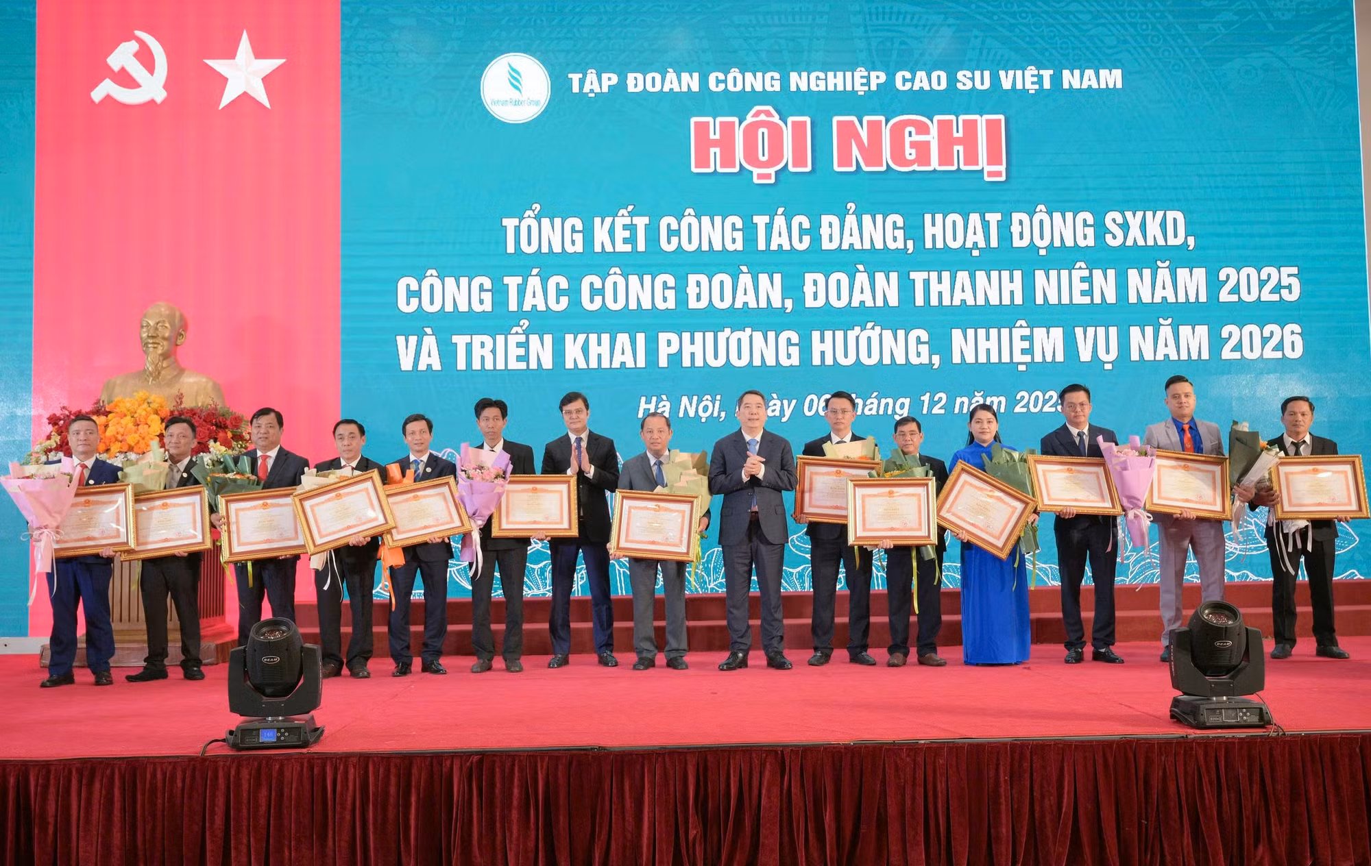 VRG vượt kế hoạch năm 2025 với doanh thu hơn 32.000 tỷ đồng, lợi nhuận tăng hơn 23% -0