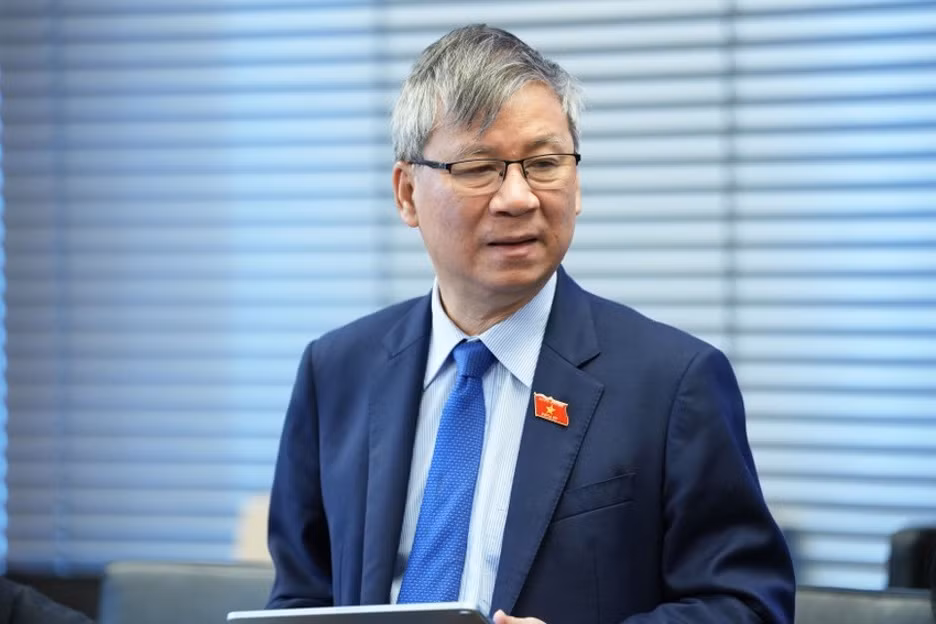 nguyễn anh trí.jpg -0