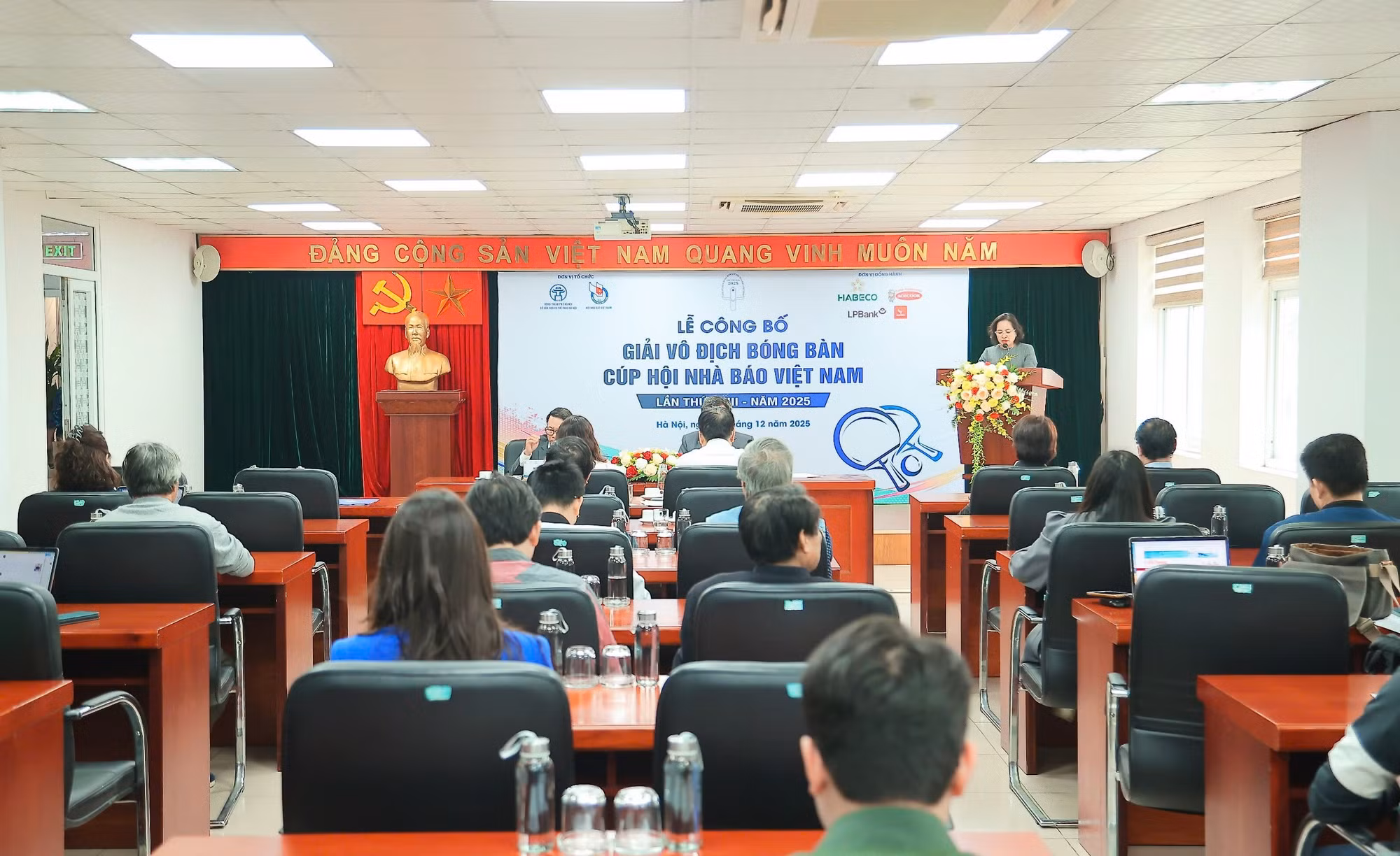200 vận động viên tham gia Giải Vô địch Bóng bàn Cúp Hội Nhà báo Việt Nam 2025 -0