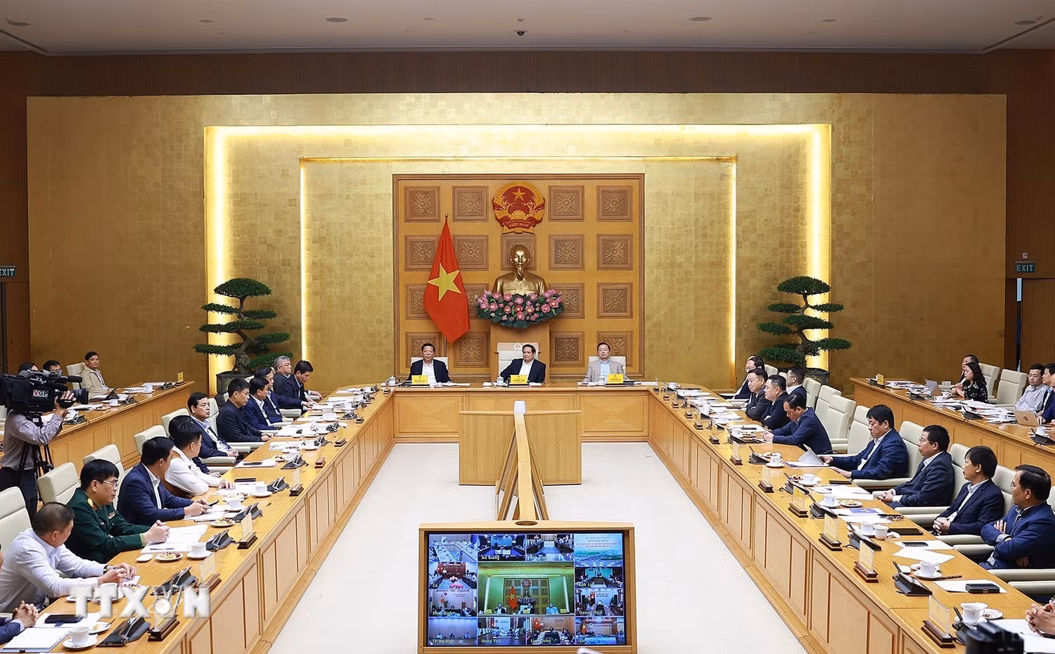 Thủ tướng: Thần tốc, táo bạo hơn nữa trên tất cả các công trình, dự án -0