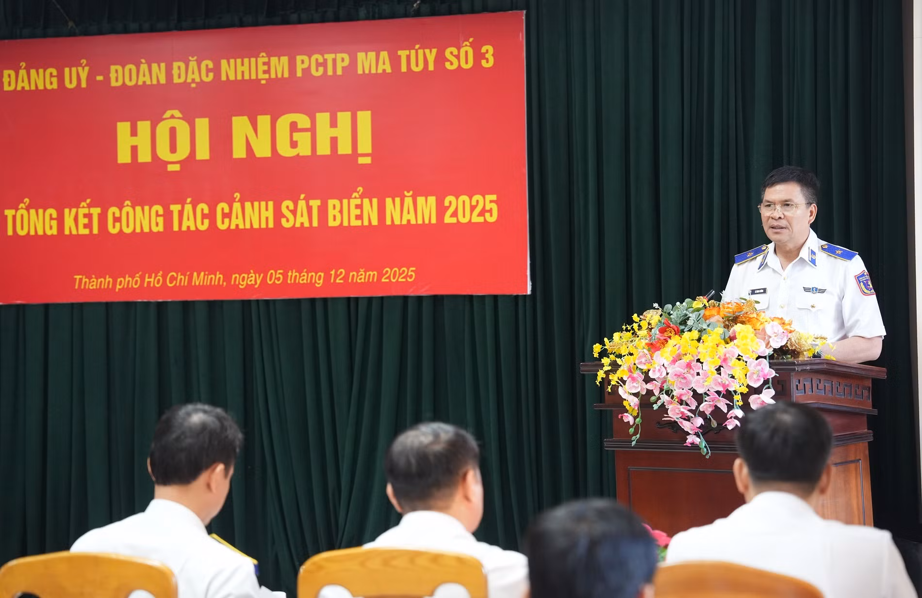 Đẩy mạnh tuyên truyền pháp luật, tình yêu biển đảo cho học sinh -0