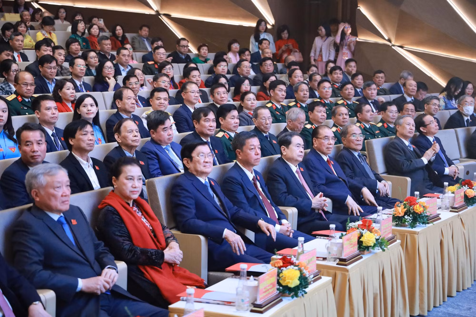Phát huy xứng đáng vai trò cơ quan xuất bản lý luận, chính trị của Đảng, Nhà nước -0