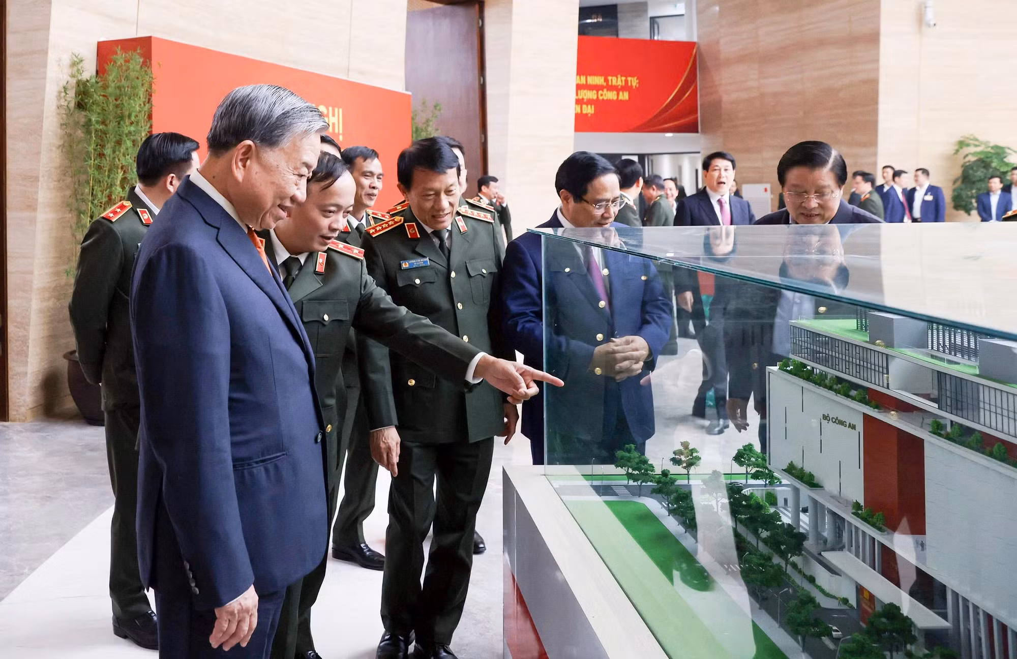 Tổng Bí thư: Gia tăng đóng góp của lực lượng Công an thực hiện các mục tiêu chiến lược của Đảng -1
