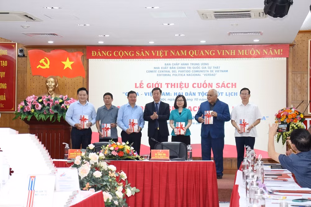 “Cuba - Việt Nam: Hai dân tộc, một lịch sử” -0
