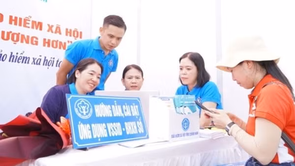 Bộ Công an phối hợp với BHXH Việt Nam tích hợp tiện ích sổ Bảo hiểm xã hội trên ứng dụng VNeID