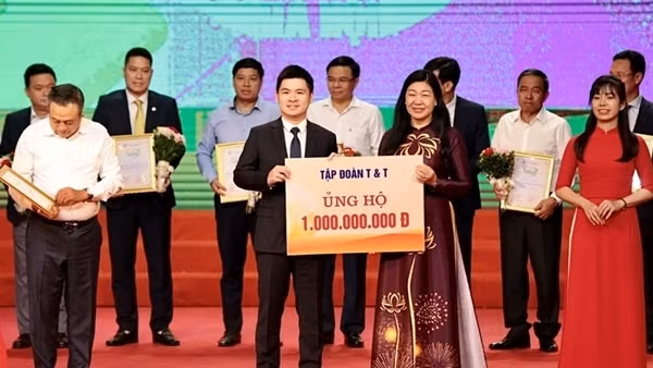 T&T Group ủng hộ 1 tỷ đồng cho Quỹ “Vì người nghèo” TP Hà Nội