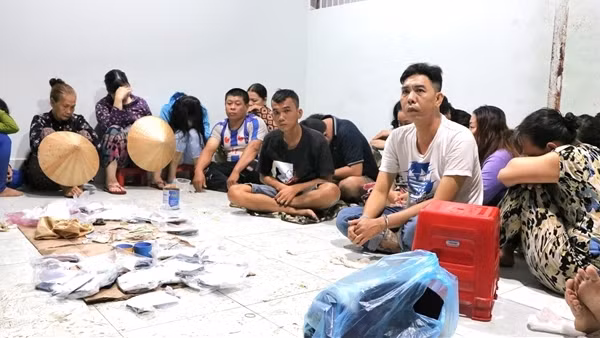 Thuê nhà để gần 40 con bạc"đấu" nhau trên sới tài xỉu