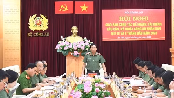 Đẩy mạnh cải cách hành chính công tác kế hoạch, tài chính, hậu cần, kỹ thuật CAND