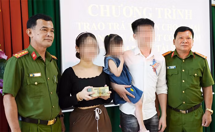 Cháu bé 3 tuổi được giải cứu như thế nào? -0