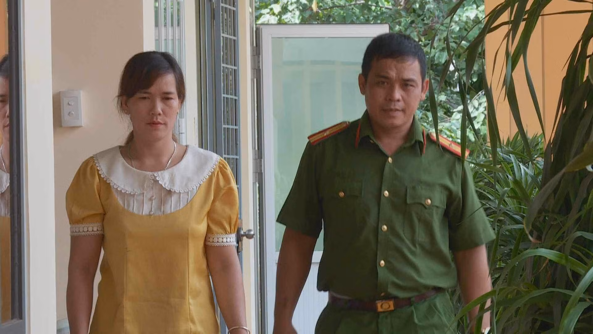 Giải cứu 2 mẹ con bị bán sang Trung Quốc -0