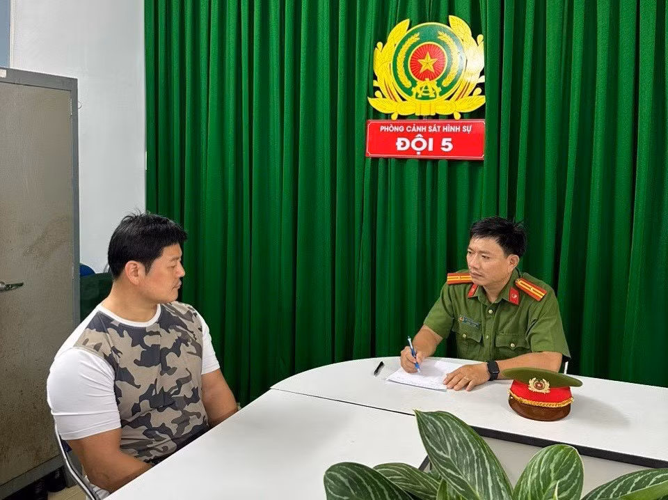 Khám phá tụ điểm mại dâm cho người nước ngoài tại nhà hàng do người Hàn Quốc cầm đầu -0