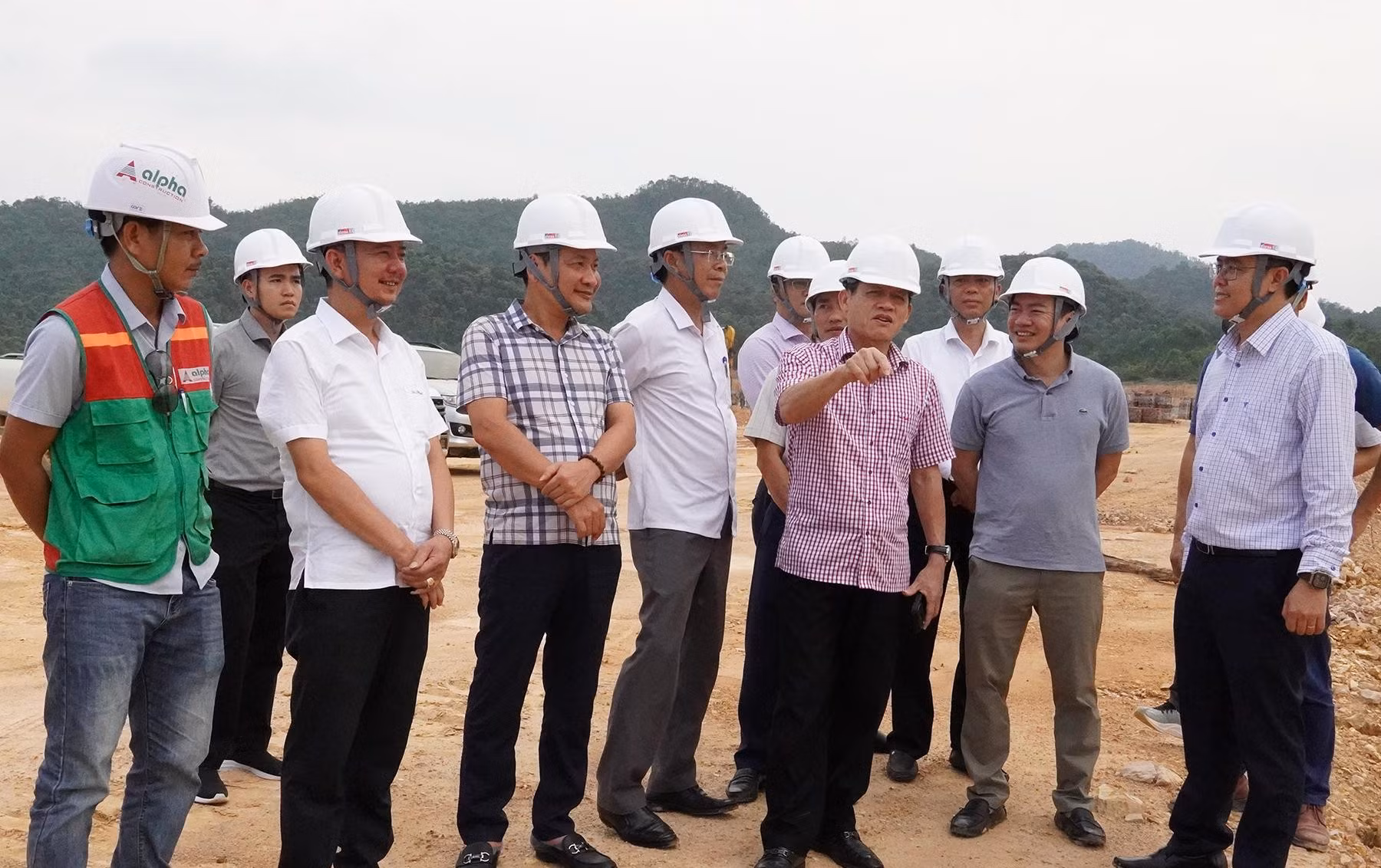 Quyết liệt tìm giải pháp “có tiền nhưng chưa thể tiêu” -0