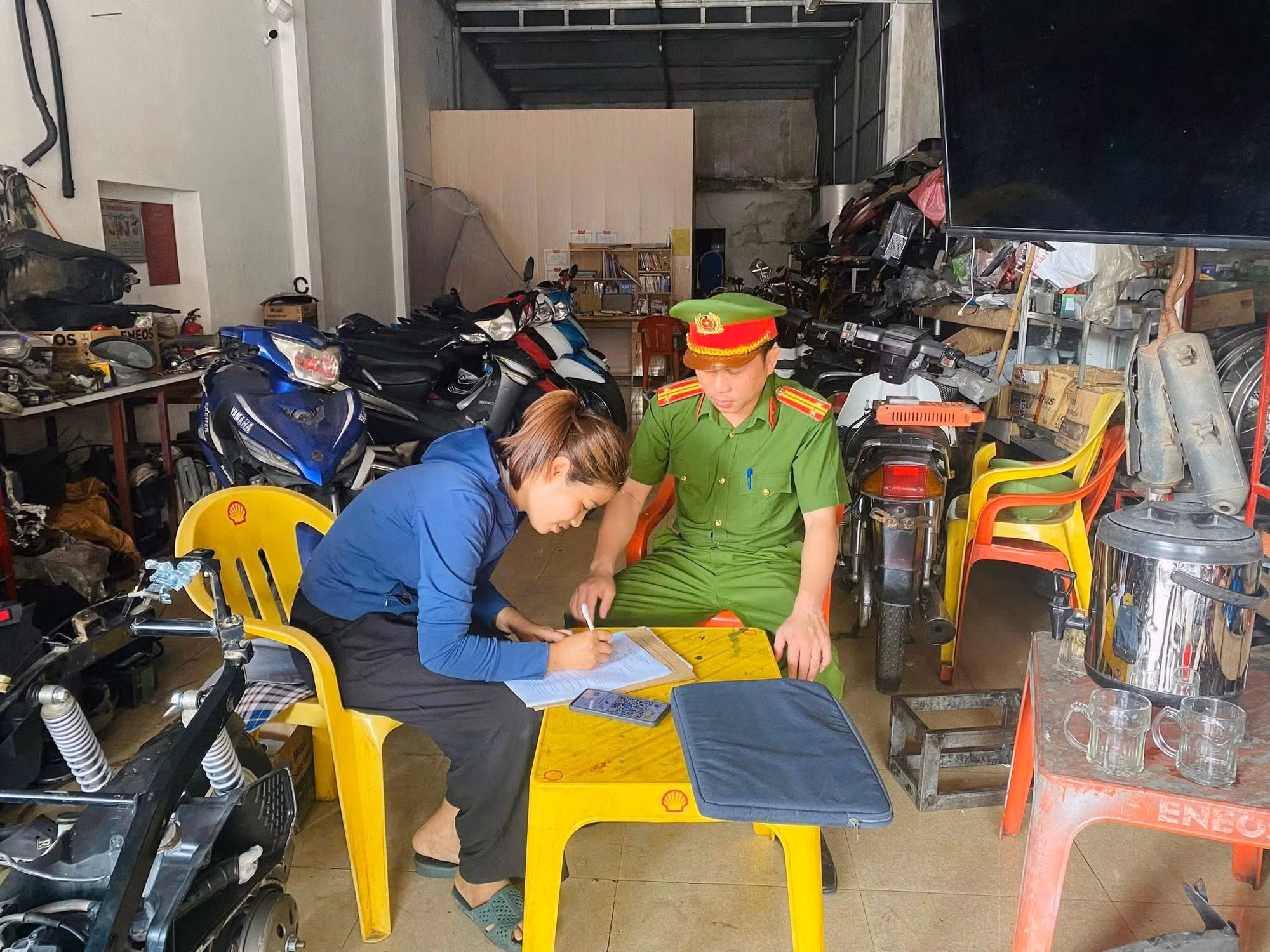 Mạnh tay với xe điện độ, chế -1