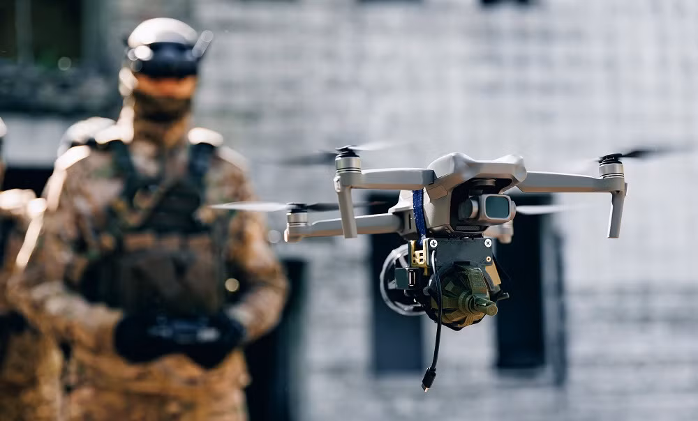 UAV giá rẻ khiến chiến tranh khó lường hơn -0
