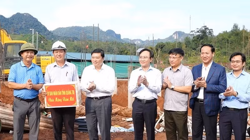 Quyết liệt tìm giải pháp “có tiền nhưng chưa thể tiêu” -0