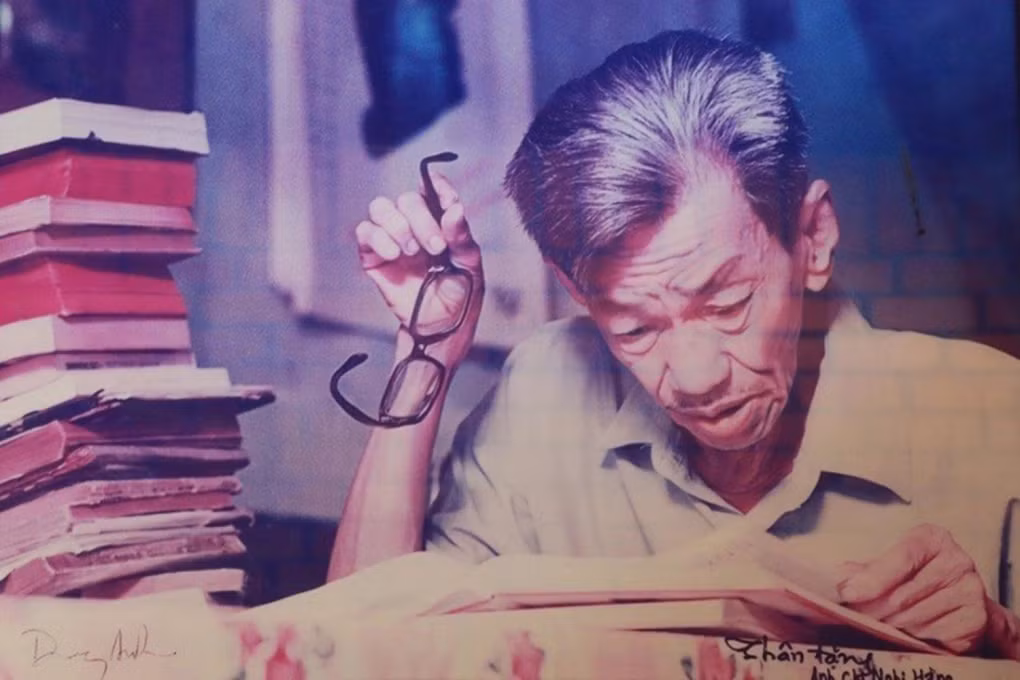 Nghề cầm bút là lúc nào cũng viết -0