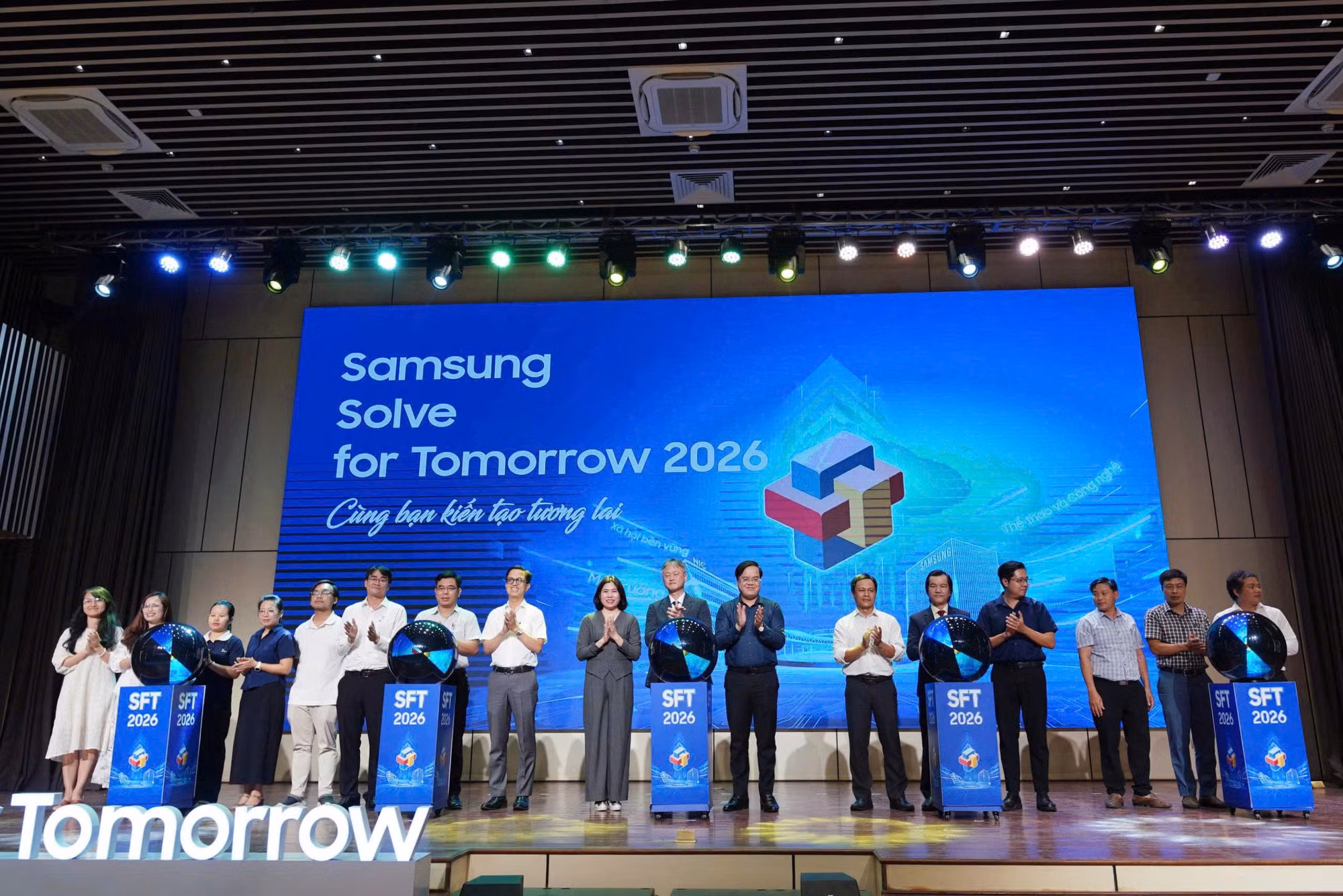 Phát động cuộc thi Samsung Solve for Tomorrow 2026 tại khu vực miền Trung -0
