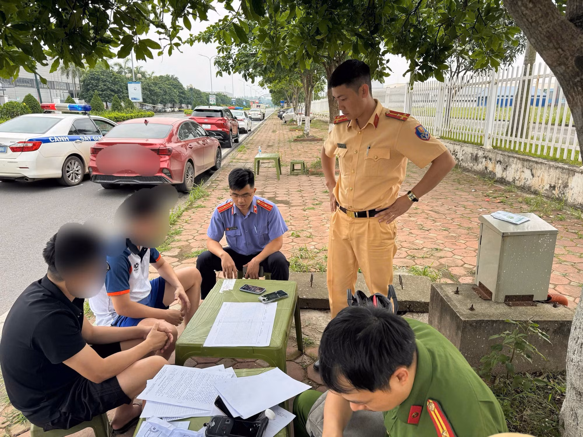Xử lý nghiêm lái xe vi phạm tốc độ, nồng độ cồn và chống người thi hành công vụ tại Thái Nguyên -0
