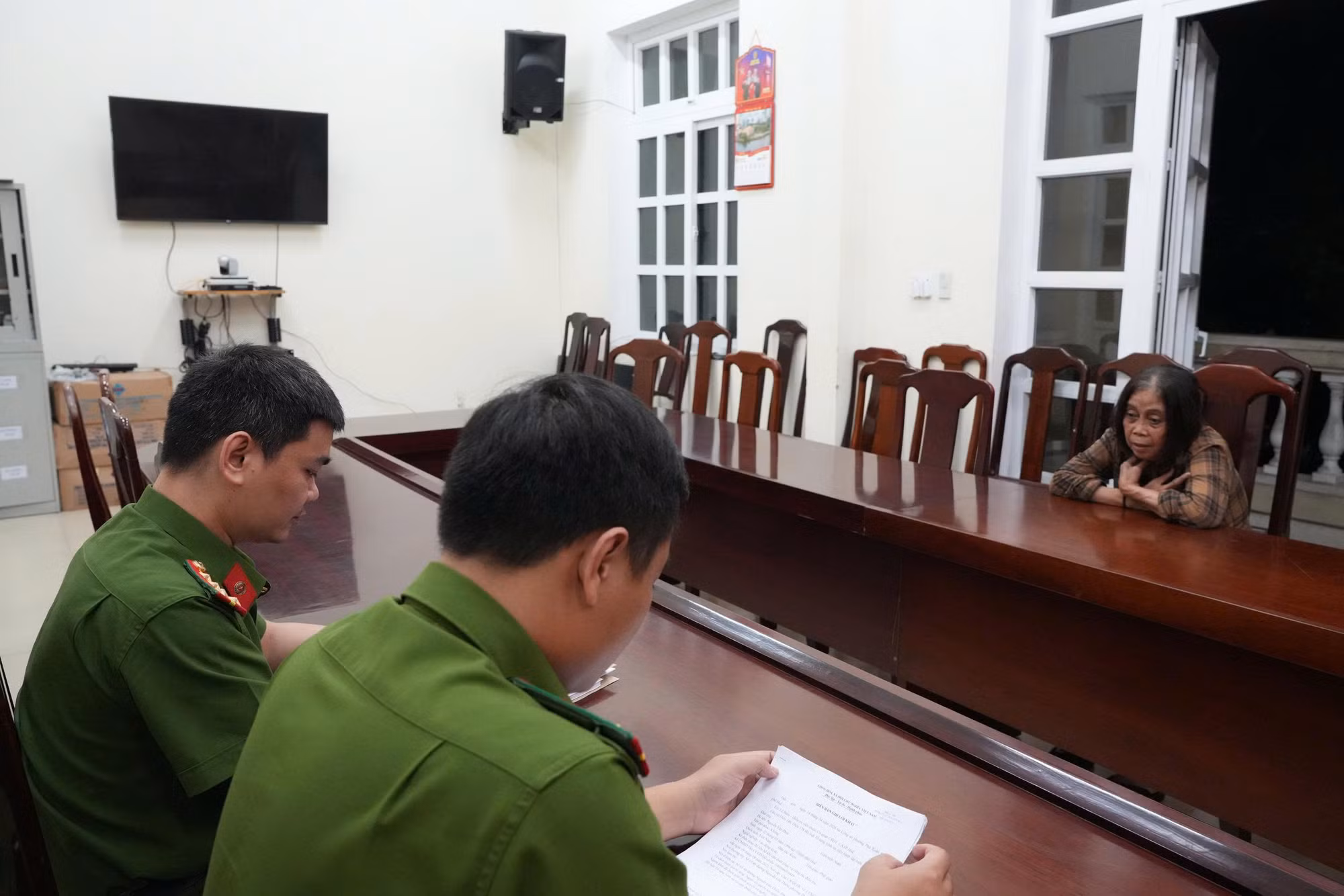 Công an TP Huế tăng cường đảm bảo an ninh trật tự địa bàn trong mùa cao điểm du lịch -0