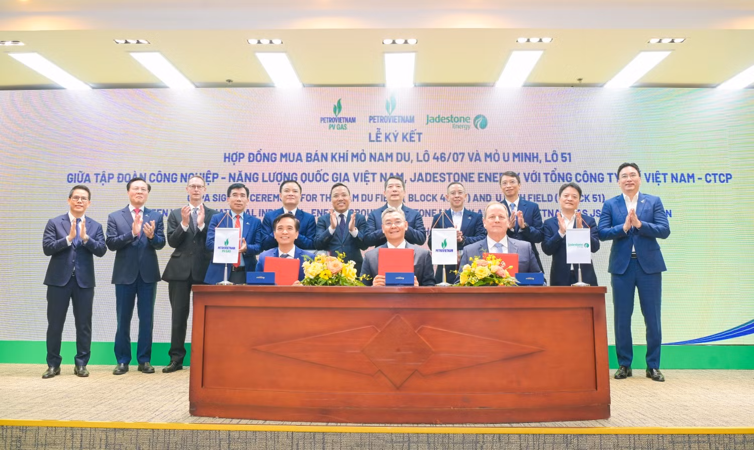 Petrovietnam nỗ lực đảm bảo chuỗi cung ứng, ổn định nguồn cung xăng dầu -1