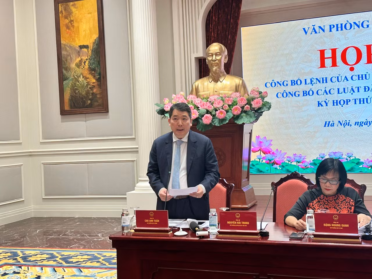Công bố 9 luật vừa được Quốc hội khóa XVI thông qua -0