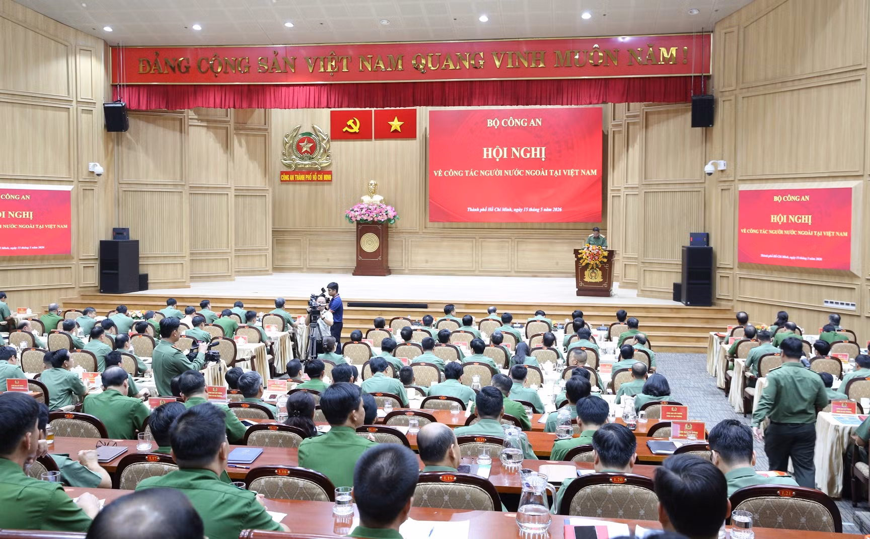 Tiếp tục phát huy hiệu quả công tác người nước ngoài xuyên suốt từ cấp Bộ đến cơ sở -0