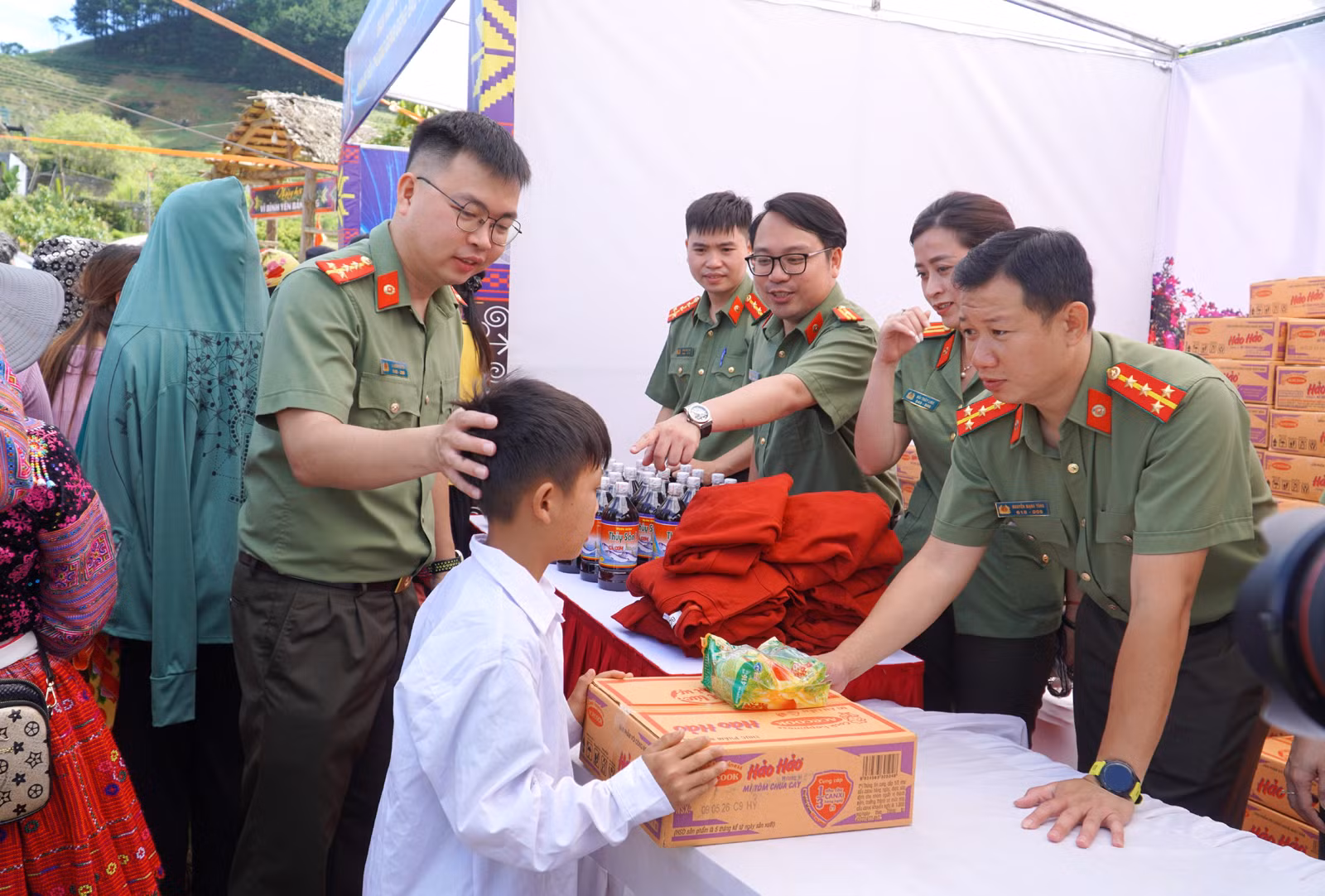 Độc đáo các sự kiện tại Ngày hội báo chí, truyền thông CAND hướng về cơ sở ”Vì bình yên bản làng” -0