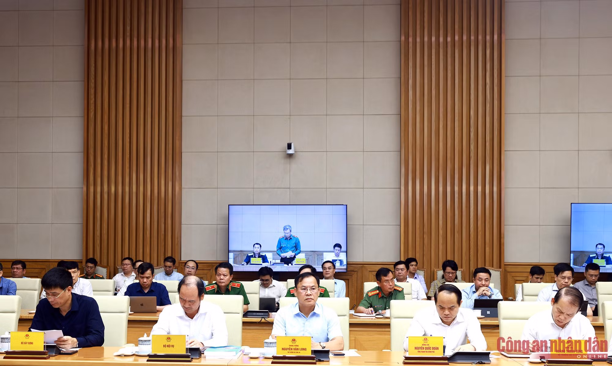 Phiên họp lần thứ 3 -0
